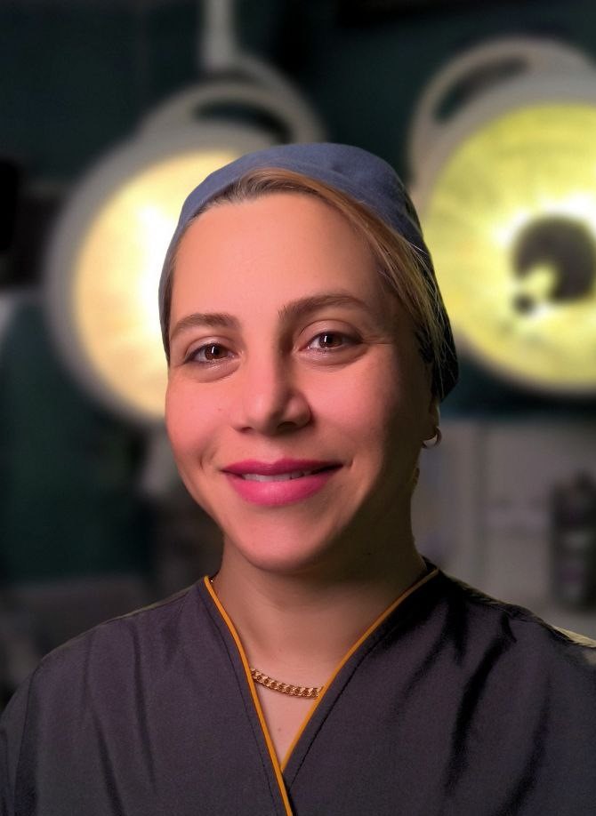 دکتر سارا لطفی